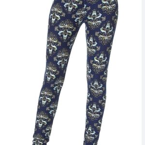 ONE SIZE Buttery Soft  Leggings